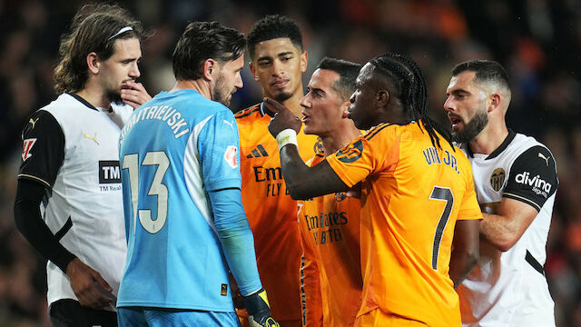 90+5! Real Madrid dreht furiose Partie in Unterzahl