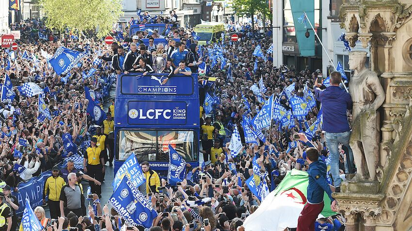 Leicester Bei Letztem Heimspiel Im Party Modus Fussball International England