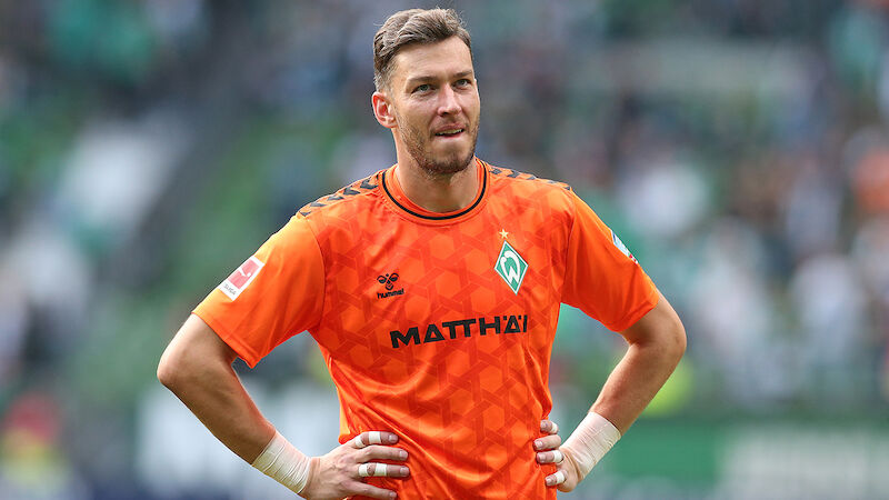 Jiri Pavlenka (32)