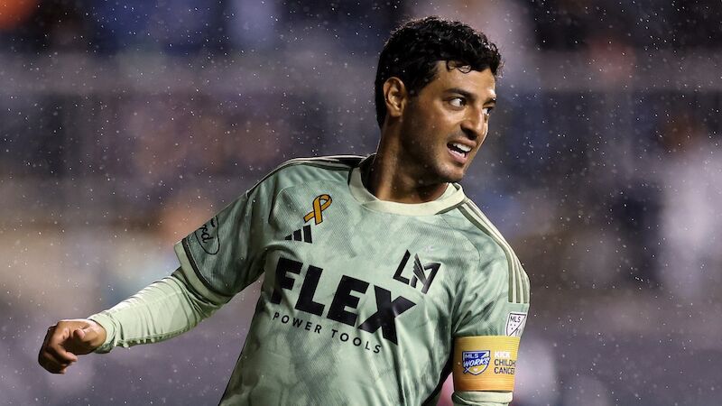 Carlos Vela (36)