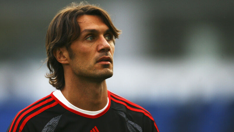 #7 - Paolo Maldini - 902 Spiele