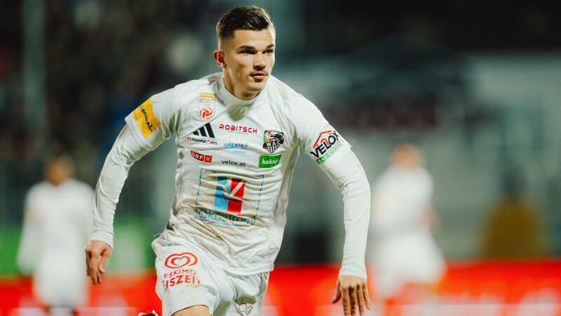 Adis Jasic (22)