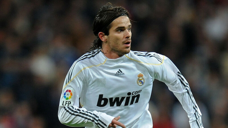 Fernando Gago #5