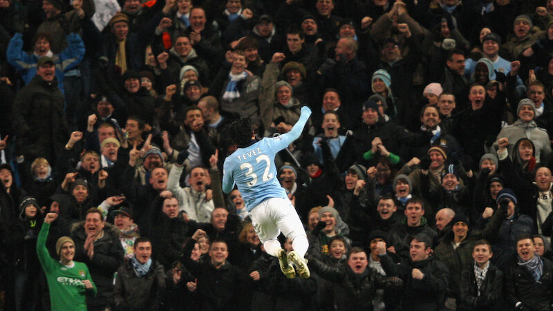 #16 - Carlos Tevez 