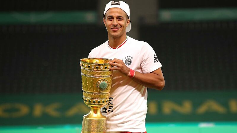 #15 - Thiago - 32 Titel