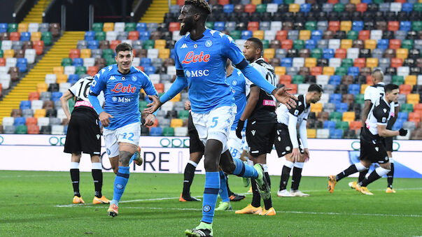 Napoli und Lazio Rom feiern Auswärtssiege