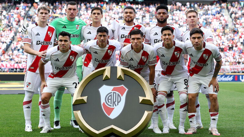 #19 - CA River Plate