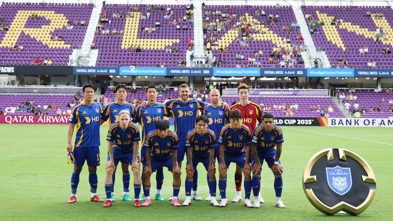 #27 - Ulsan HD FC