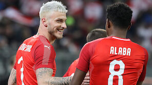 Arnautovic und Alaba füttern sich