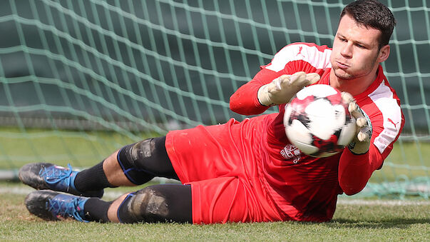 Daniel Bachmann ist bei Watford im Gespräch