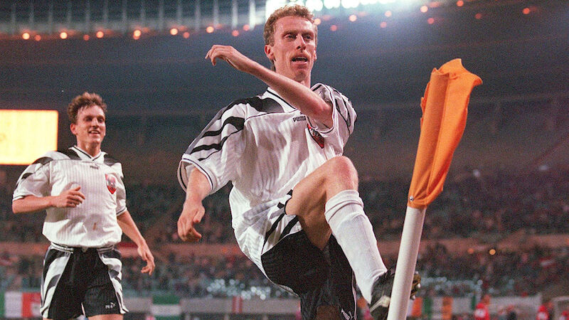 22. Peter Stöger - 65 Länderspiele (15 Tore)