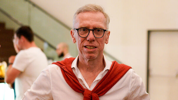 Peter Stöger bestätigt mehrere Angebote aus Saudi-Arabien