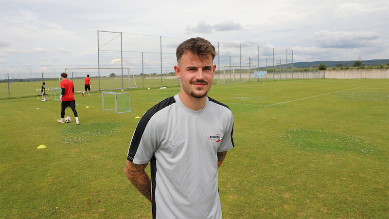 Armand Smrcka (21)