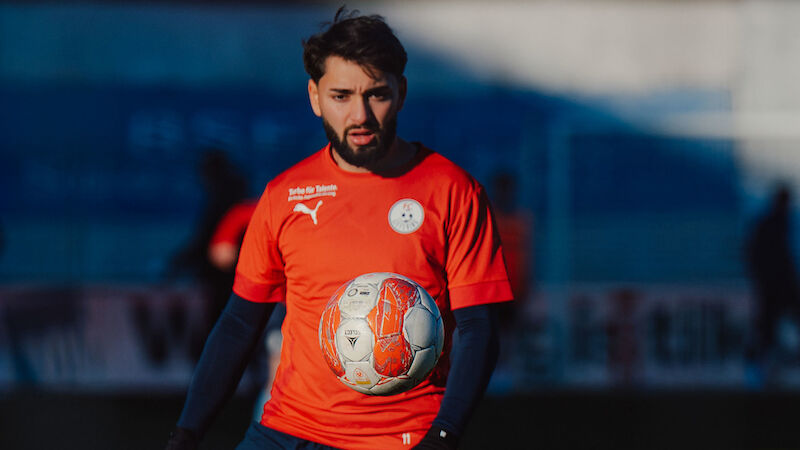 Tolgahan Sahin (20)