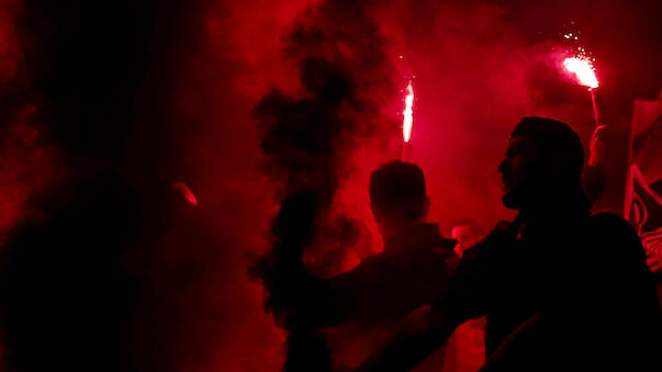 Wegen Besiktas-Pyro: Testmatch in Kufstein abgebrochen