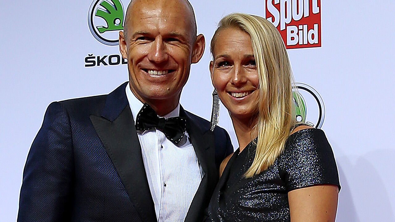 Arjen Robben Enthullt Dass Seine Ehefrau Positiv Auf Corona War Fussball Sonstiges