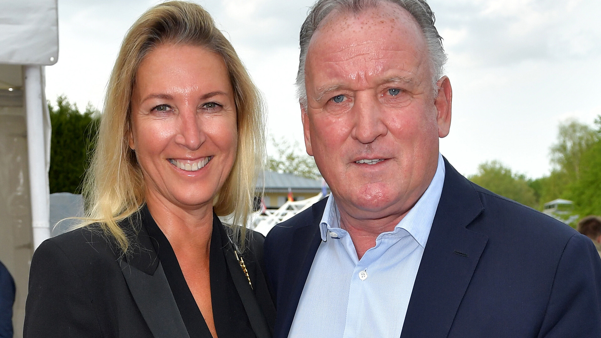 FußballWeltmeister zeigt aus Versehen seine nackte Freundin