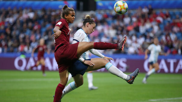 England nach Sieg über Argentinien im Achtelfinale