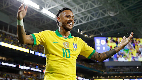 Neymar jubelt bei seinem Comeback