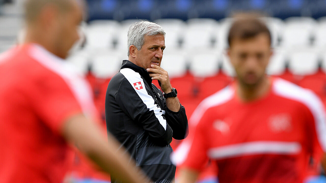 Schweiz-Teamchef Petkovic sortiert vier Routiniers aus ...