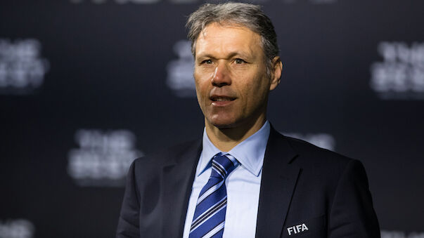 Marco Van Basten verlässt die FIFA