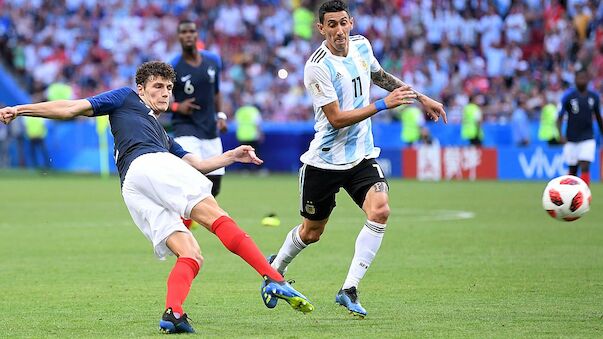 FC Bayern an Benjamin Pavard dran