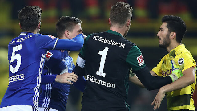 Schalke-Goalie entschuldigt sich