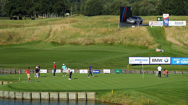 Schwab schlägt auf dem Le Golf National ab