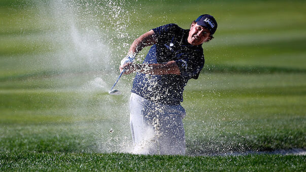 Mickelson greift nach 5. Sieg in Pebble Beach