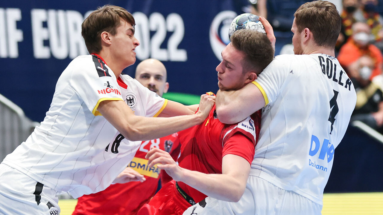 HandballEM Deutschland muss wackeres Österreich niederkämpfen