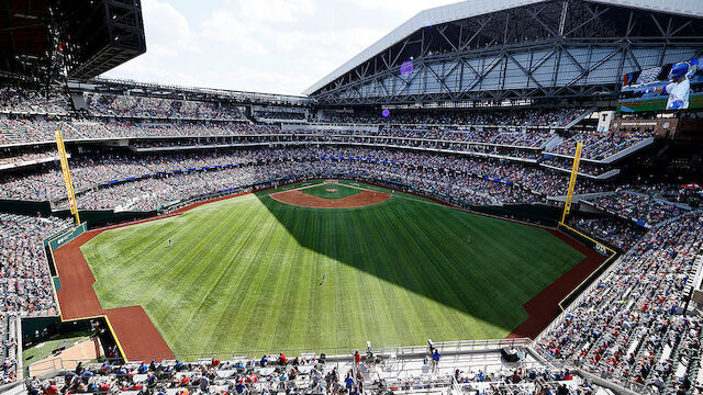 Volles Stadion: 38.000 Fans bei MLB-Spiel