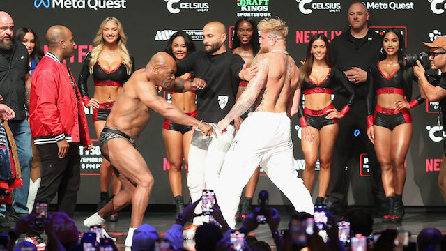 "Er muss sterben" - Mike Tyson verpasst Jake Paul Ohrfeige 