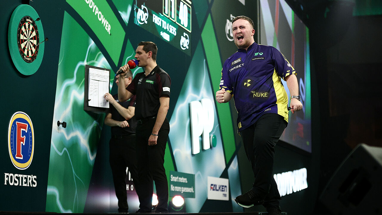 Darts Wm 2025 Littler Trudy Ingaberg