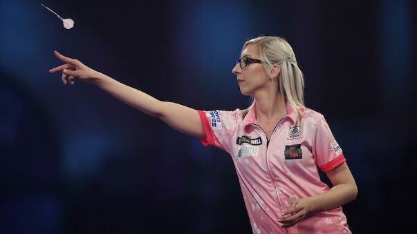 Jetzt träumt Darts-Queen Sherrock vom WM-Titel