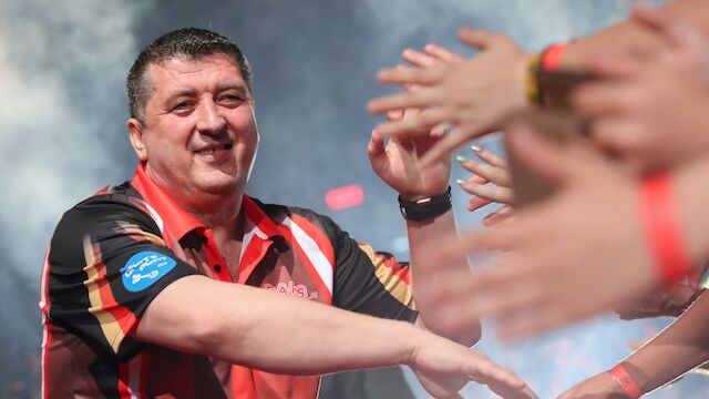 Suljovic scheitert bei Finals erst an Van Gerwen