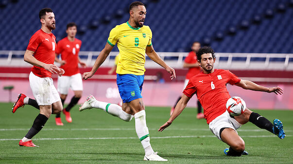 Titelverteidiger Brasilien mit Mühe ins Halbfinale