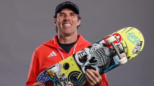 "Habe Lästerer überlebt": Fans feiern Skater-Opa MacDonald