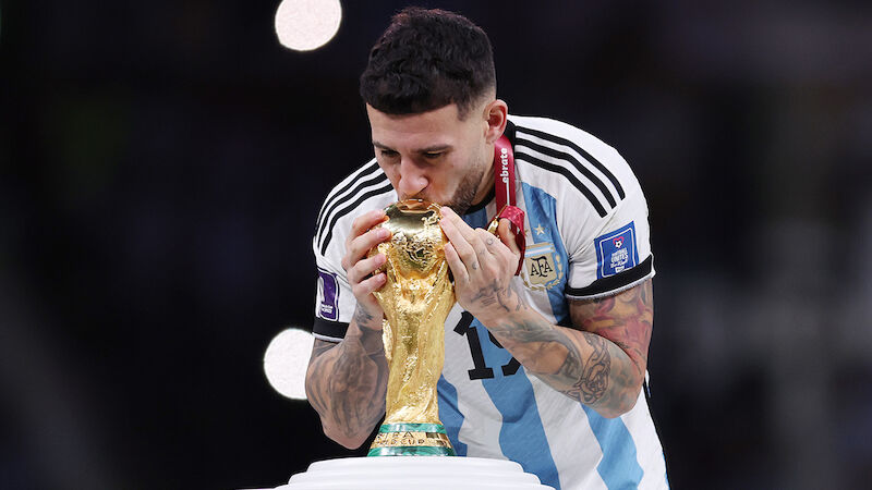 Nicolas Otamendi (36)