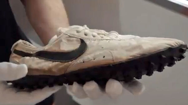437.500 Dollar für ein Paar Nikes