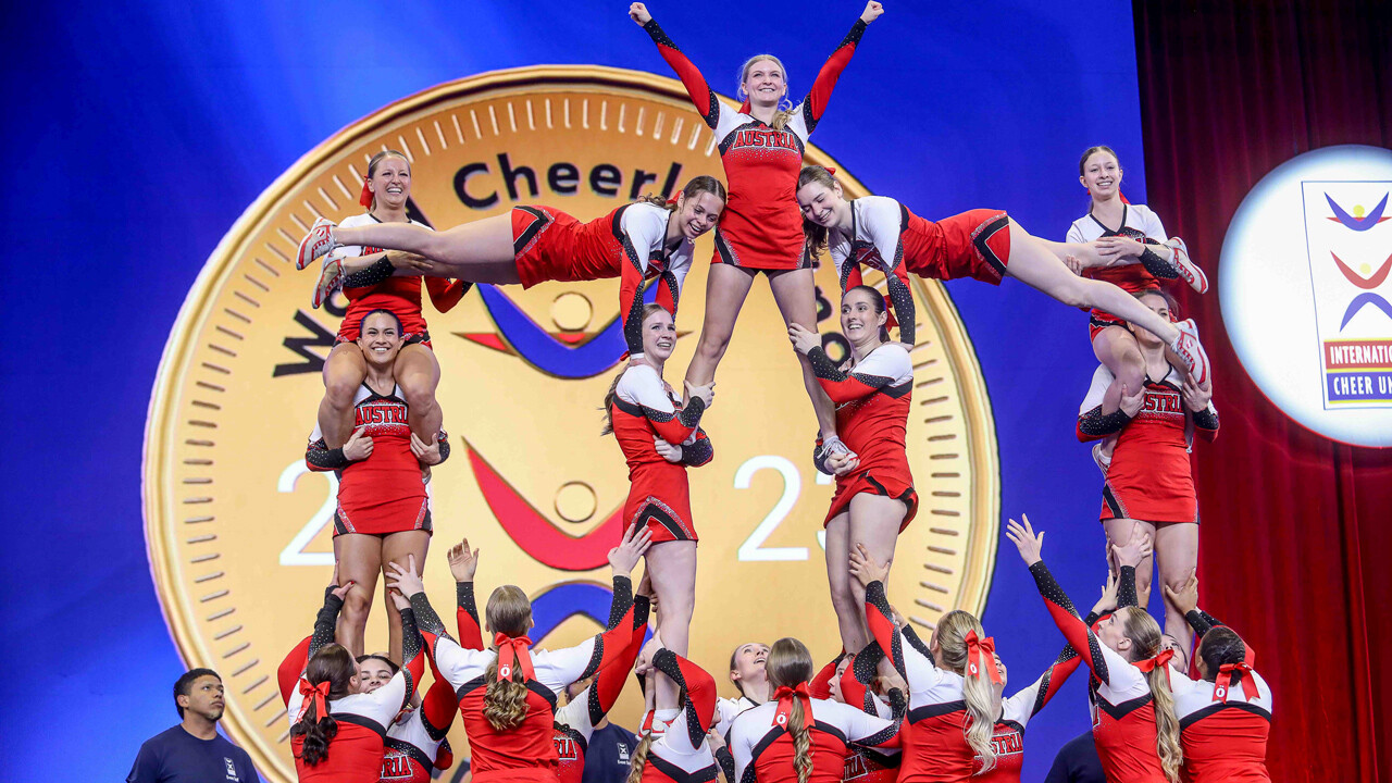 DoppelGold! Österreichs CheerleadingNachwuchs zeigt bei WM auf