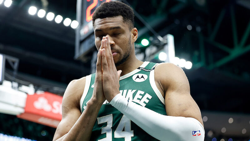 13. Giannis Antetokounmpo (Griechenland) - Basketball