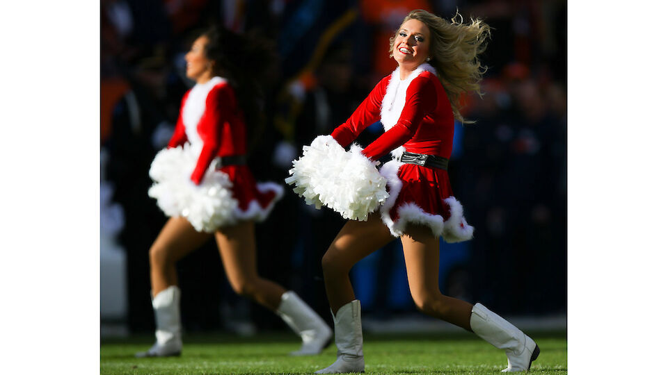 US-Sport in Weihnachts-Stimmung - best of Cheerleader