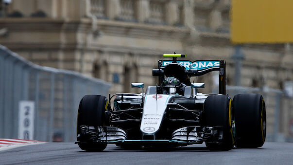Hamilton schenkt Rosberg die Baku-Pole