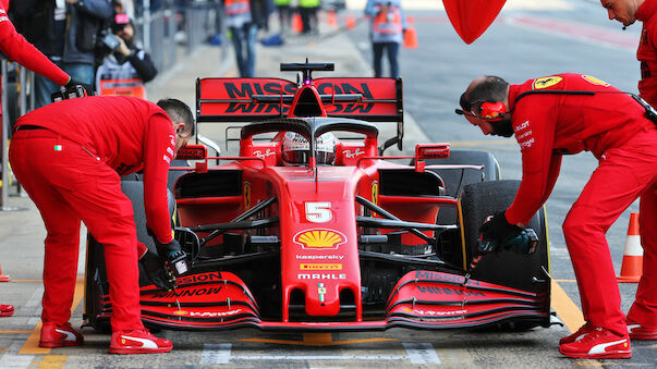 Hamilton von Defekt gestoppt - Vettel vorne