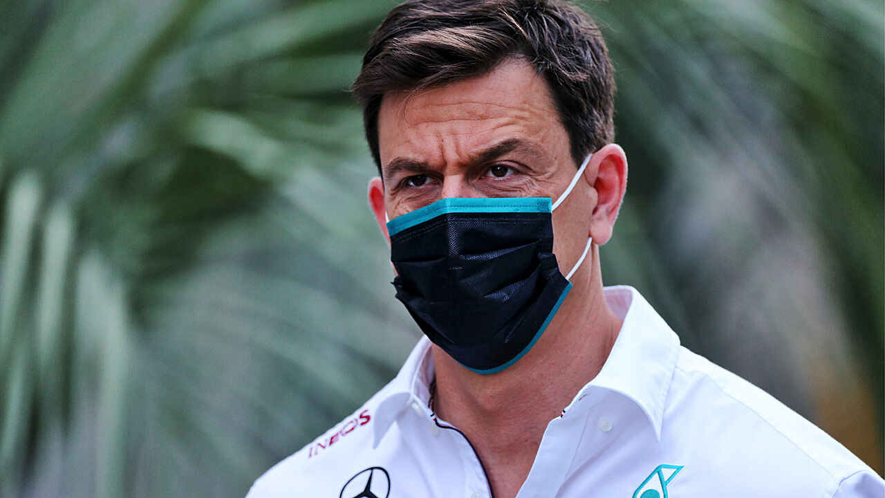 Mercedes-Motorsportchef schließt Motoren für Red Bull aus ...