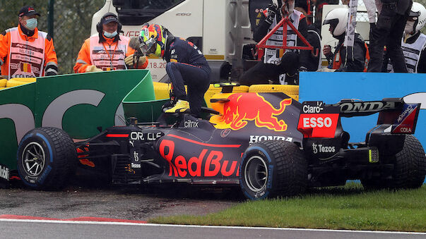 Crash! Sergio Perez schon vor Belgien-Start out