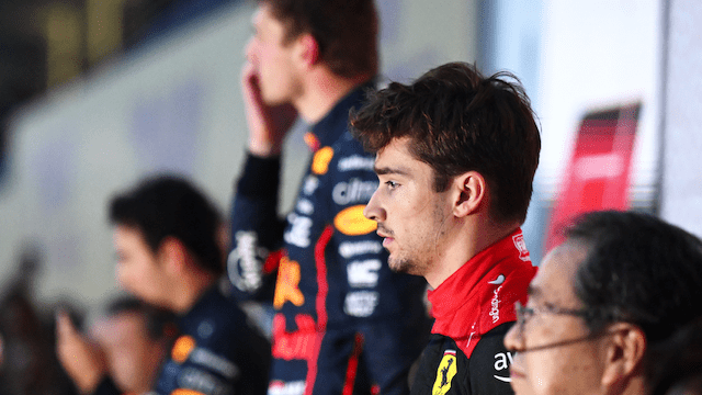 Ferrari gratuliert Verstappen, Binotto poltert gegen FIA