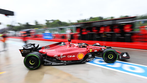 Ferrari dominiert zum Auftakt im nassen Imola