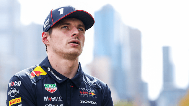 Max Verstappen lässt "neidische" Fans abprallen