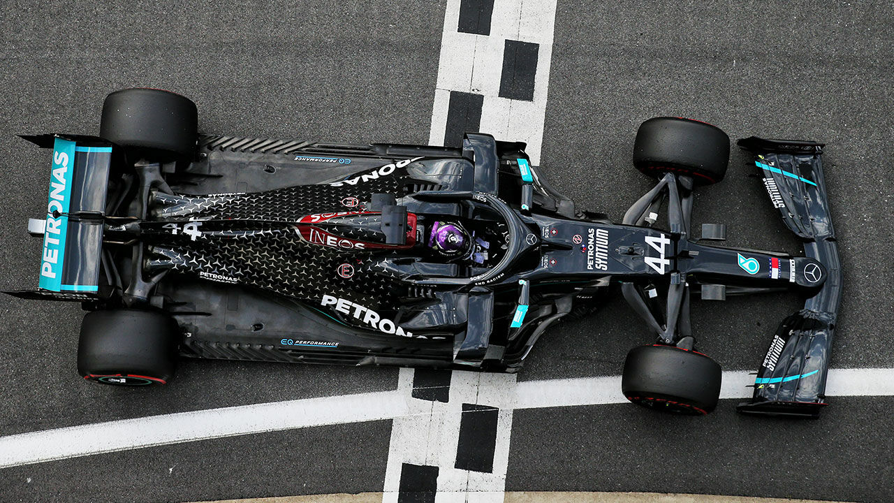 Formel 1 Pole Position Fur Lewis Hamilton In Silverstone Laola1 At